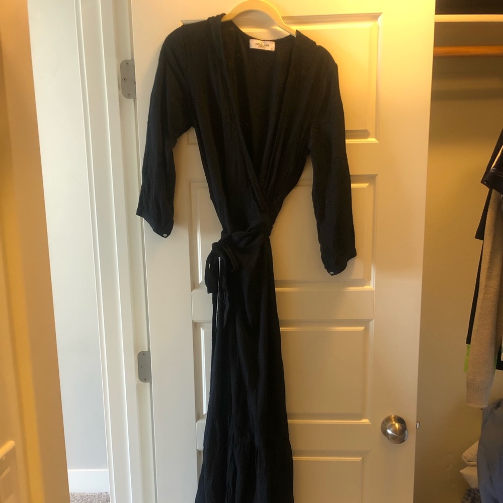 CJLA Carly Jean beautiful wrap dress M - Never worn.